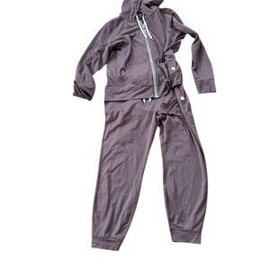 Vuori Women’s XL Hoodie and Jogger Set